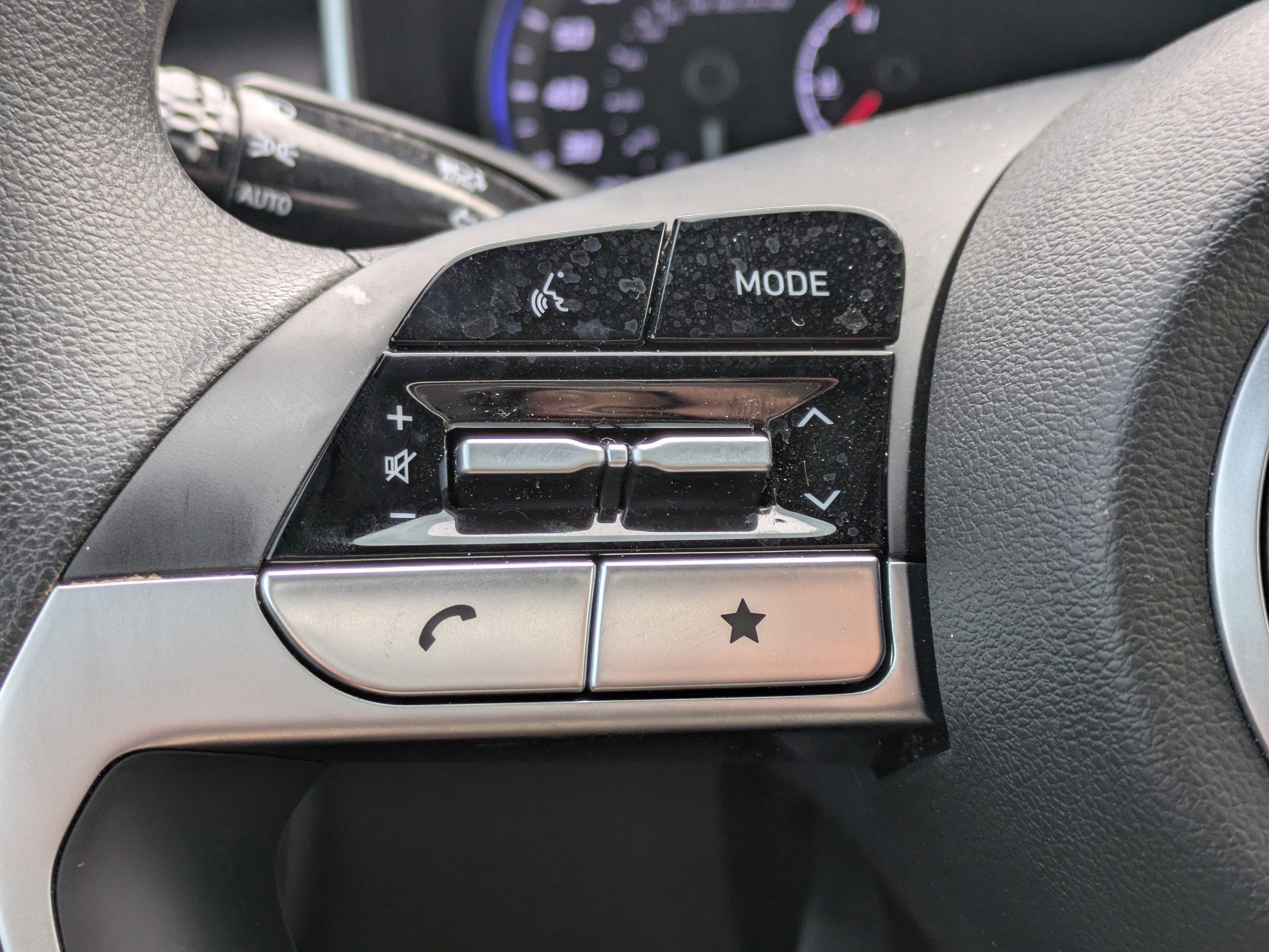 2024 Hyundai Santa Cruz SE