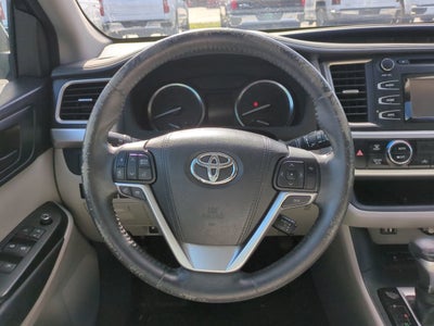 2015 Toyota Highlander LE Plus V6