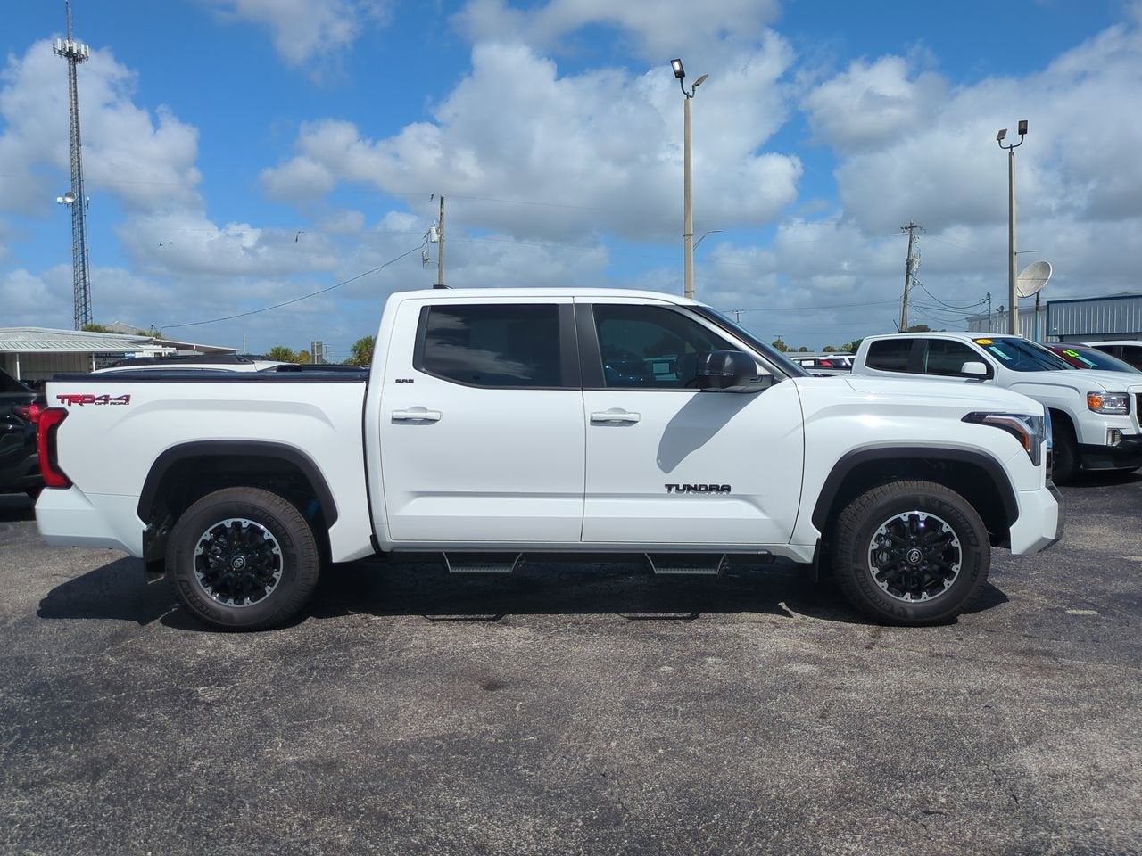2026 Toyota Tundra 4WD SR