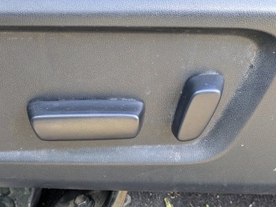 2016 Toyota Tundra SR5 5.7L V8