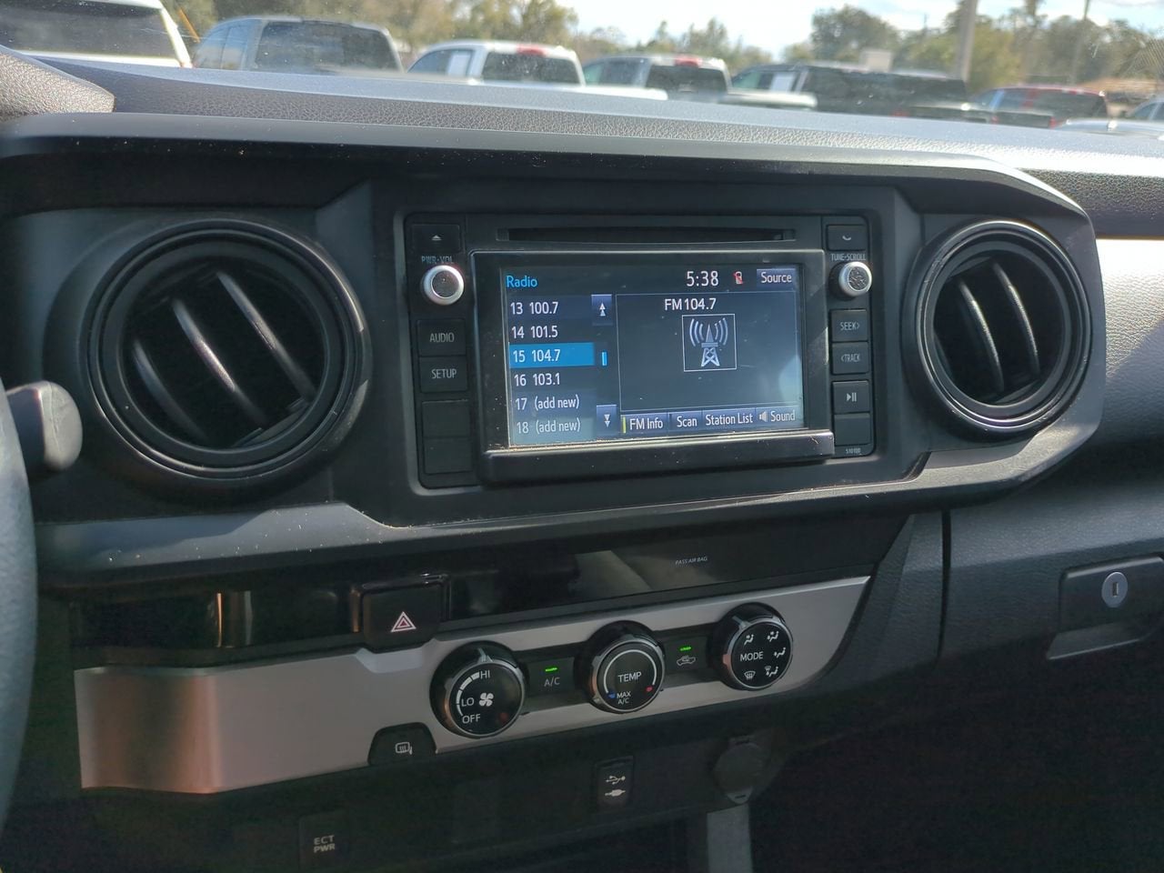 2018 Toyota Tacoma SR