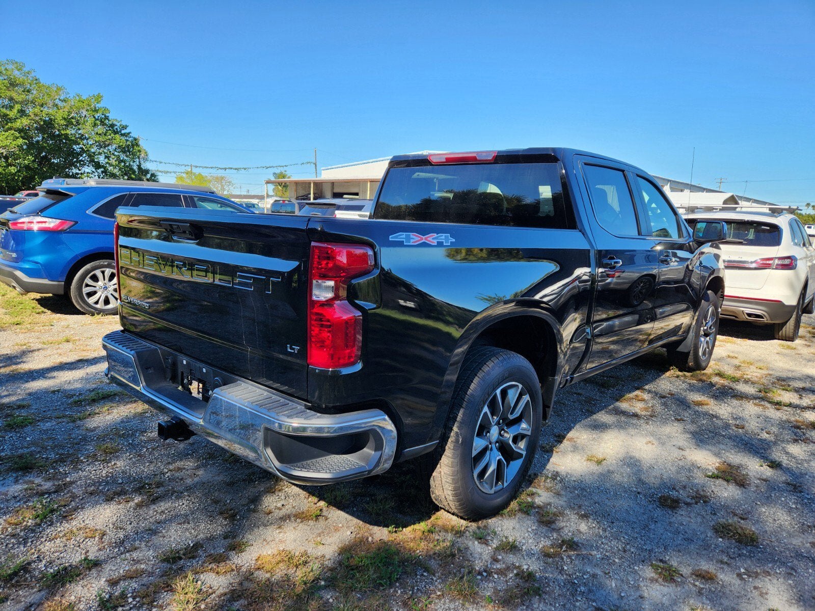 2024 Chevrolet Silverado 1500 LT (2FL)