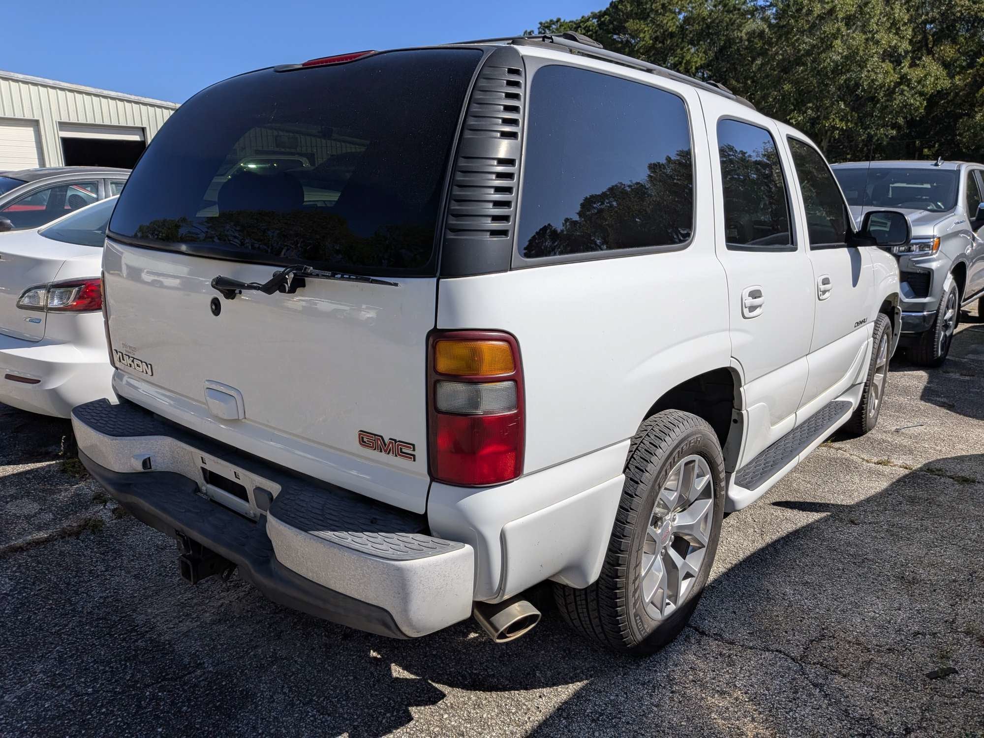 2001 GMC Yukon Denali