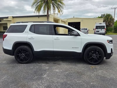 2022 GMC Acadia SLE