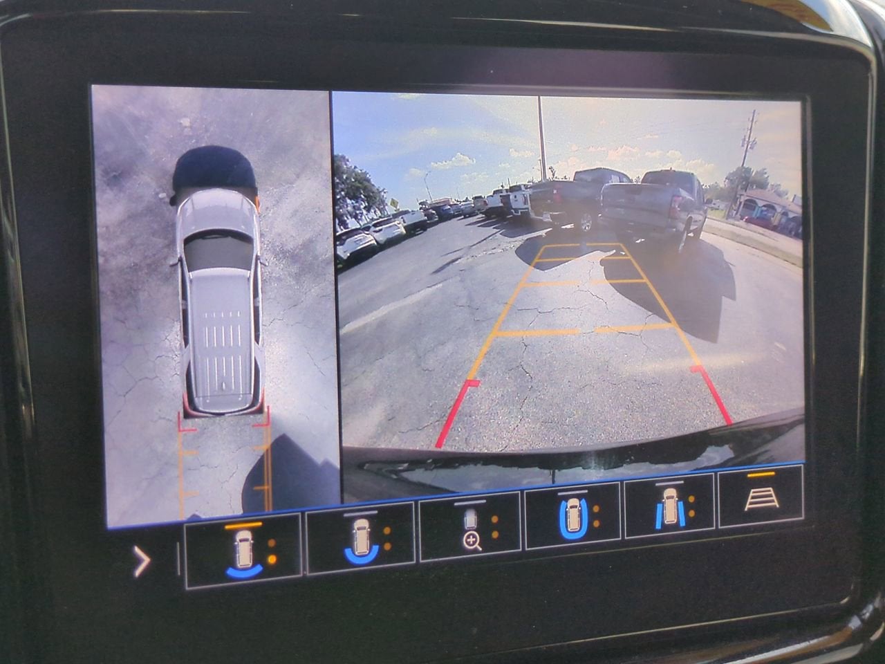 2021 Chevrolet Traverse RS