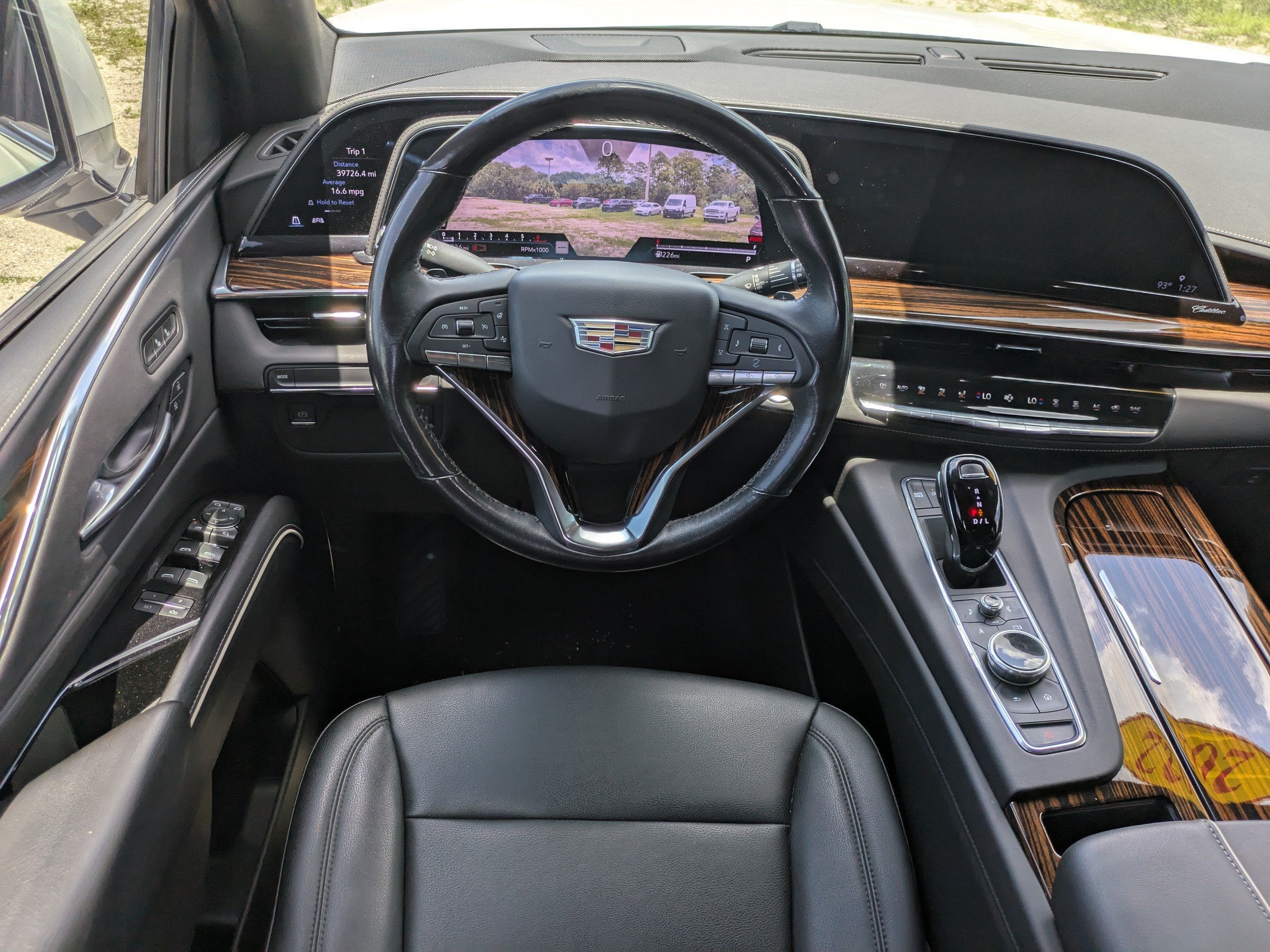 2022 Cadillac Escalade ESV Luxury