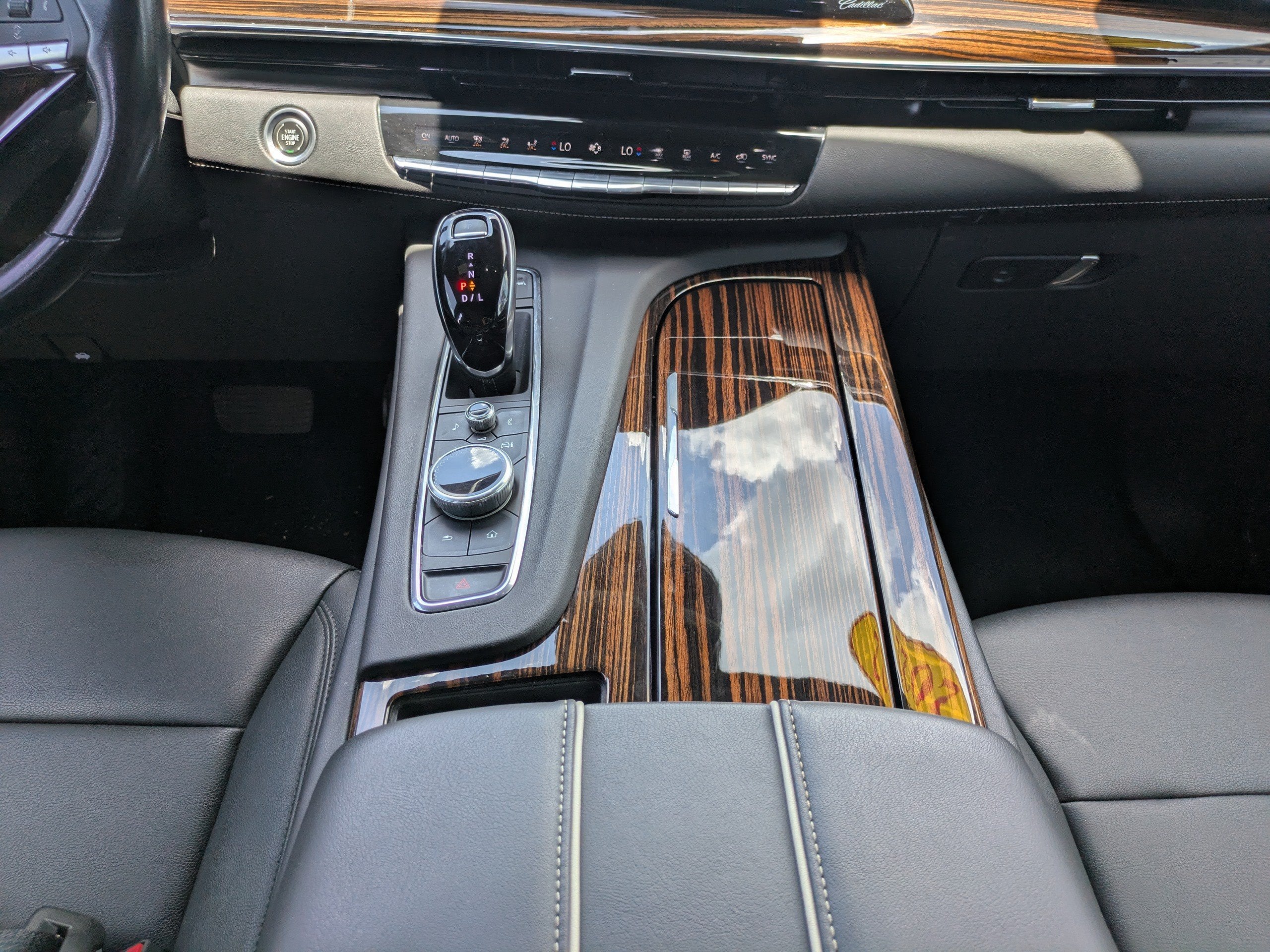 2022 Cadillac Escalade ESV Luxury