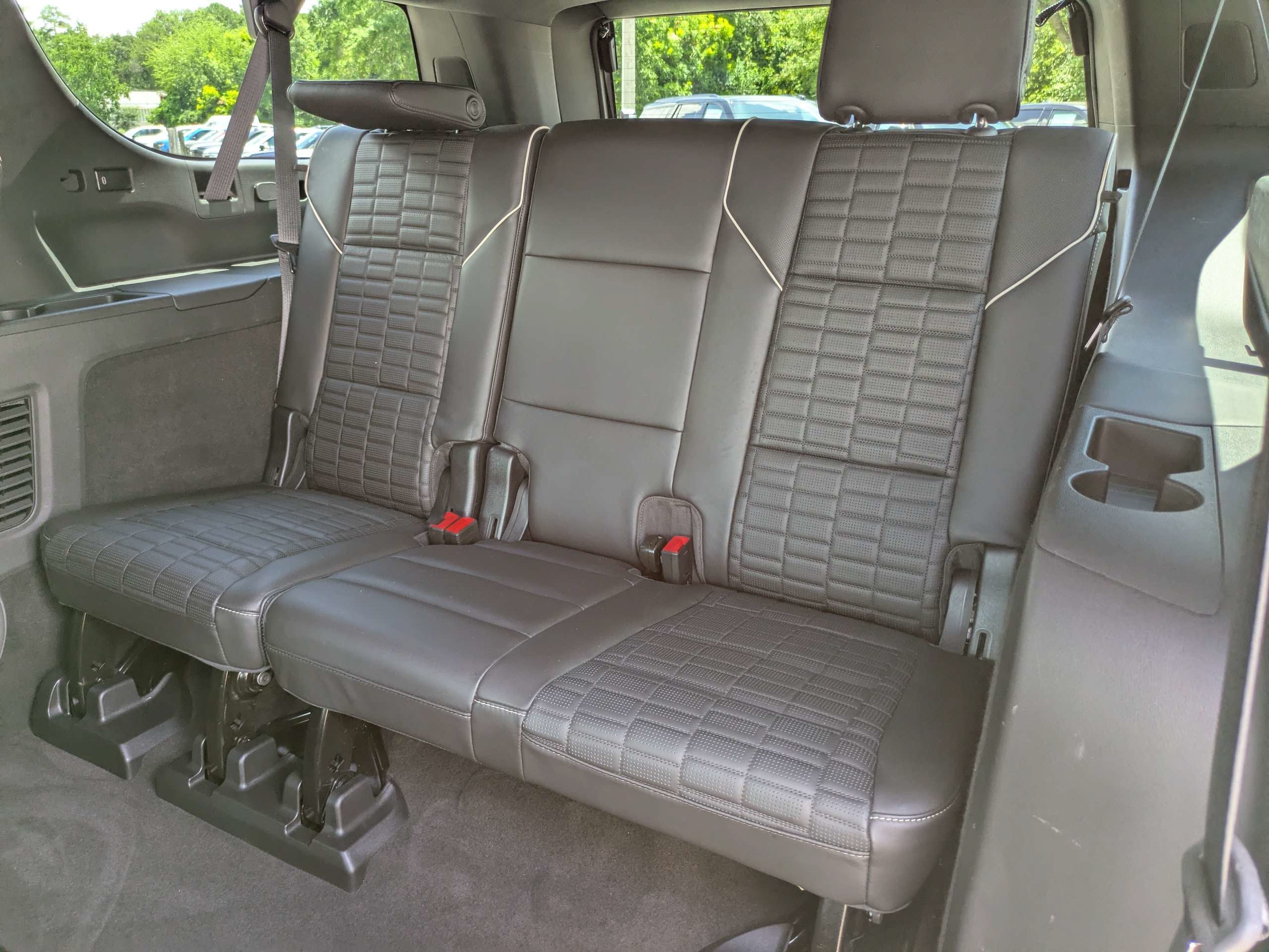 2023 Cadillac Escalade ESV Sport Platinum