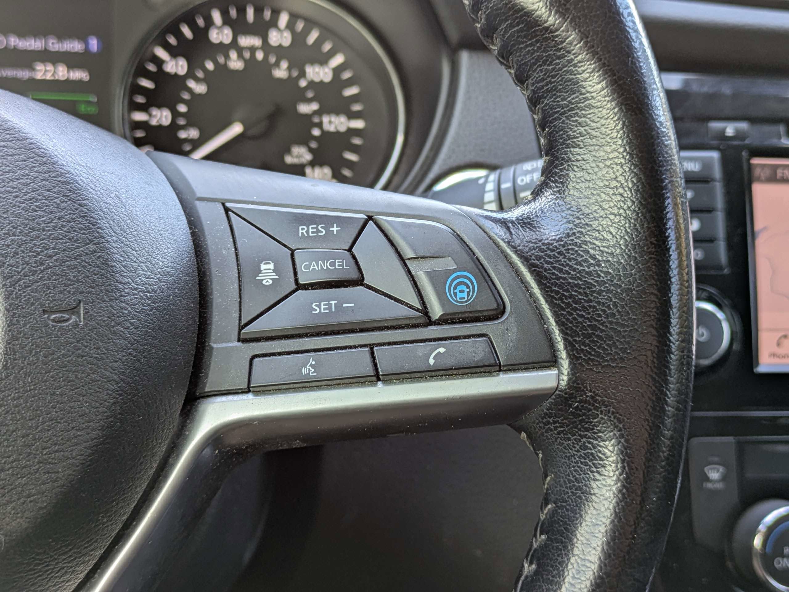 2020 Nissan Rogue SV FWD